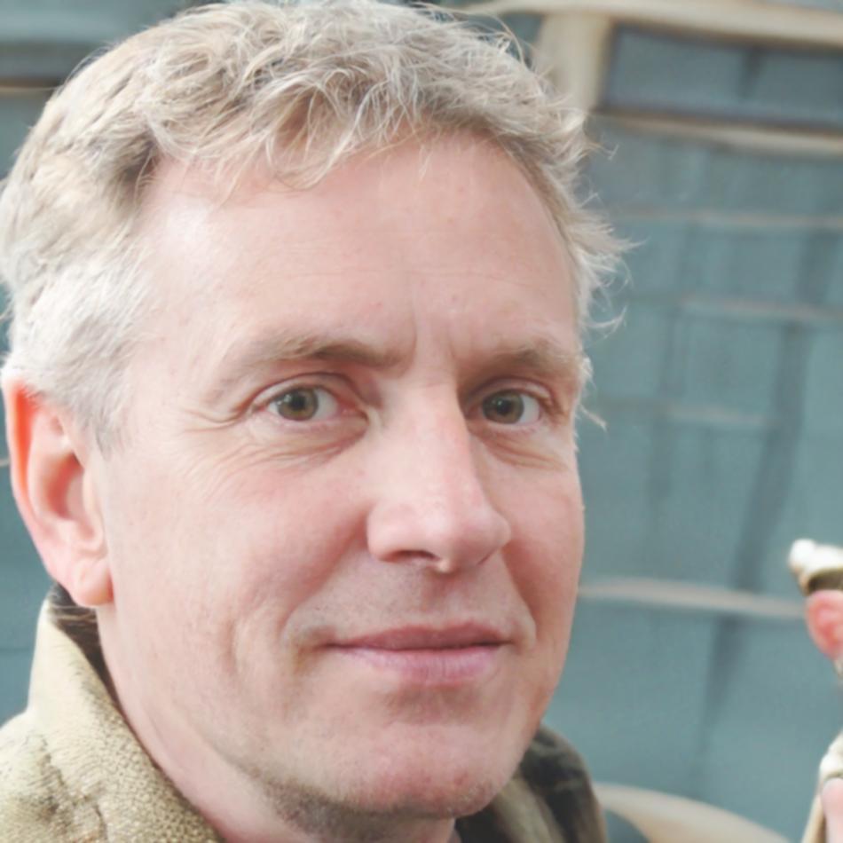 Portrait of Rhys Bellamy, financial planning guide